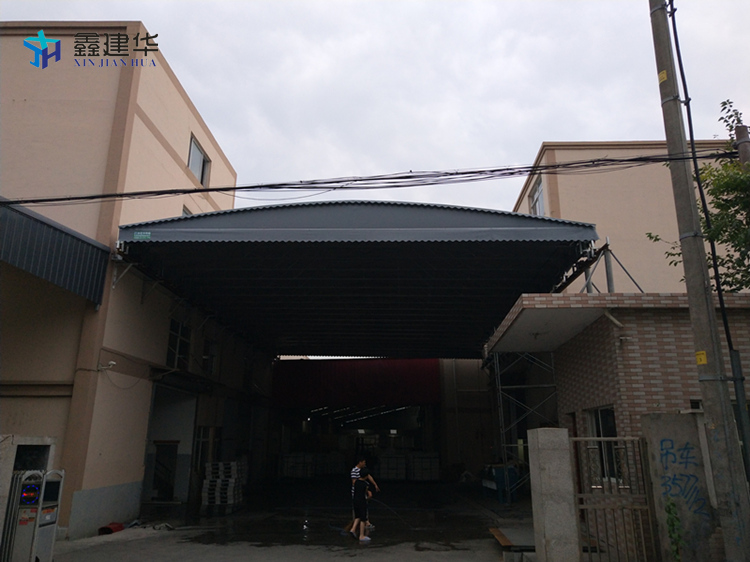 湖北黄石阳新县定制 篮球场遮阳挡雨棚 立柱悬空篷可排水