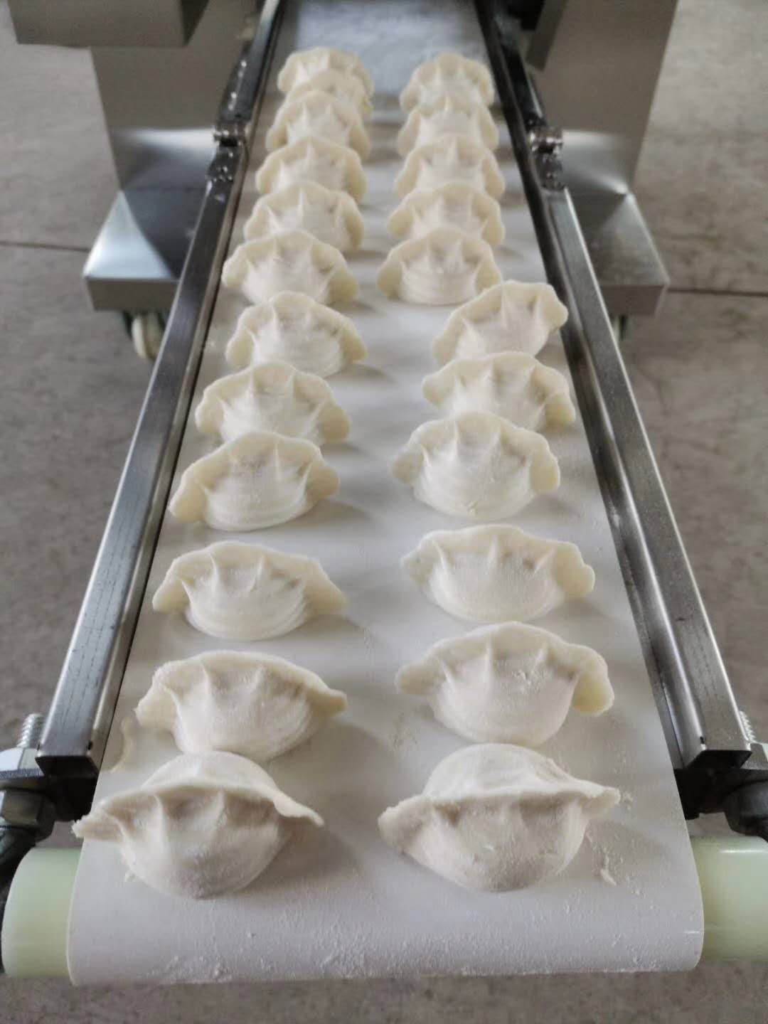 清远自动水饺机饺子机操作简单使用方便 速冻饺子机 厂家安装调试