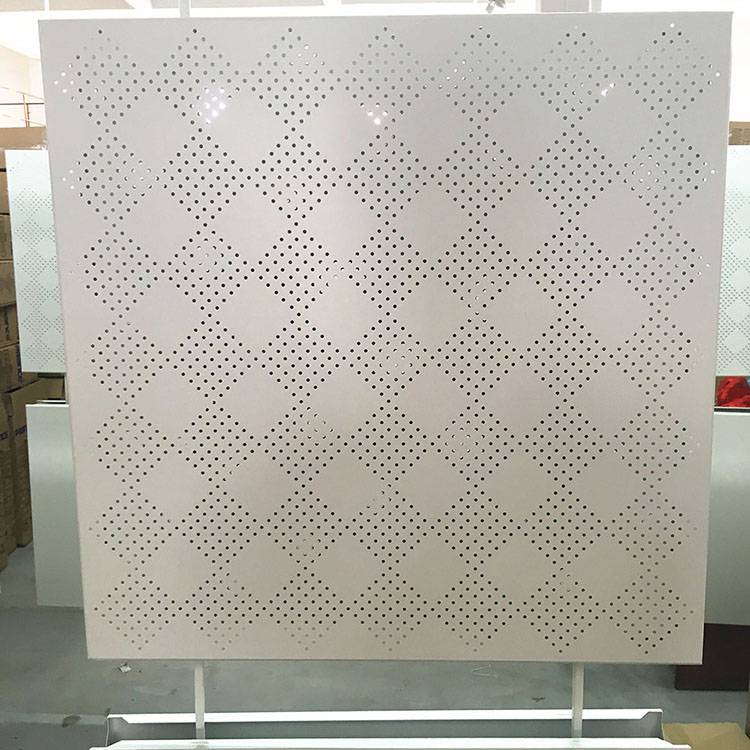 49方格工程铝扣板 白色穿孔铝扣板厂家