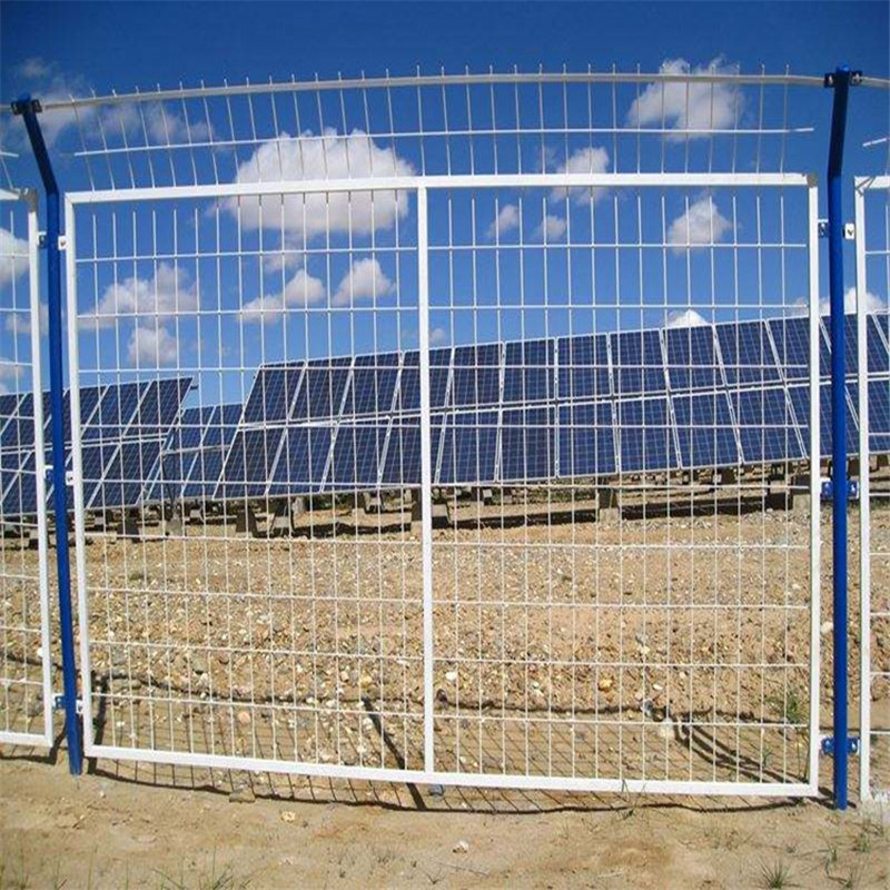 光伏电厂围栏网 光伏发电站护栏网 太阳能发电厂隔离防护网护栏网