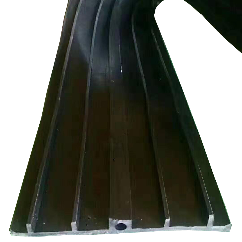 背贴式EP/EB型橡胶止水带 外贴式中孔/无孔止水带 定制中埋式、钢边型、异型橡胶止水带
