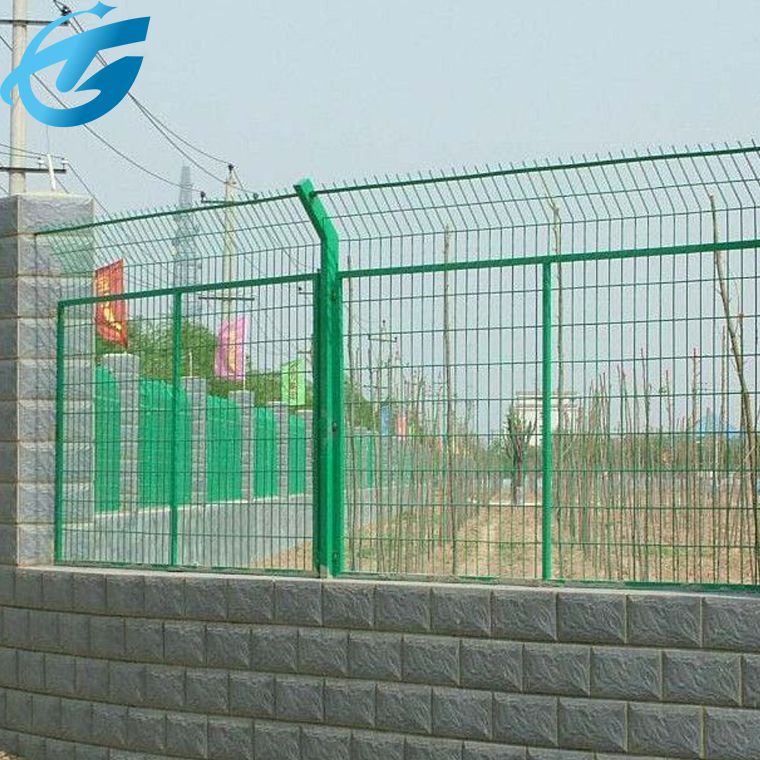 喷塑框架护栏网 绿色隔离护栏网