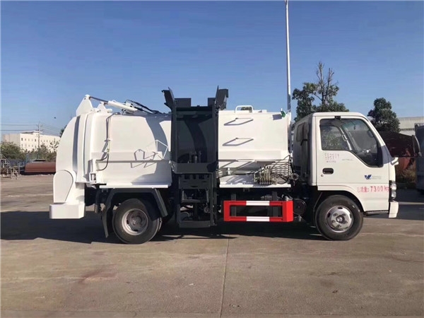餐厨垃圾回收车 餐厨垃圾收集车 3吨泔水垃圾车的报价