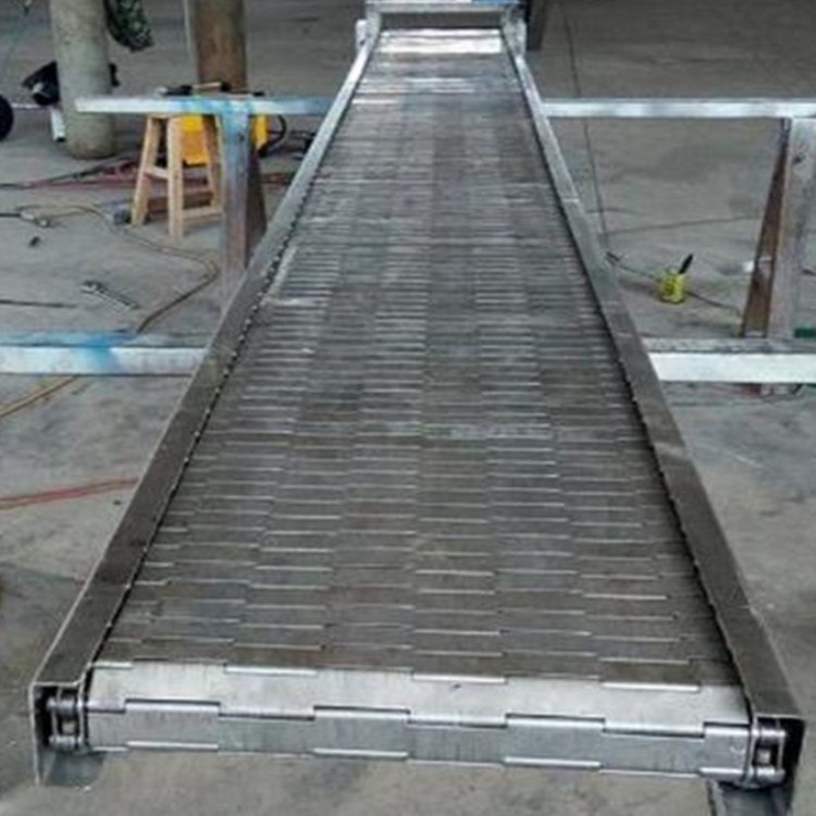 不銹鋼鏈板輸送機制造廠y1