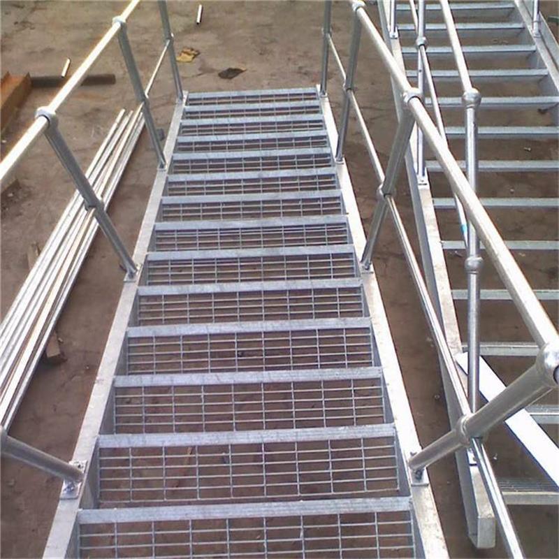 热镀锌钢格板平台盖板 楼梯脚踏步 地沟水沟井盖板 格栅板 格栏板