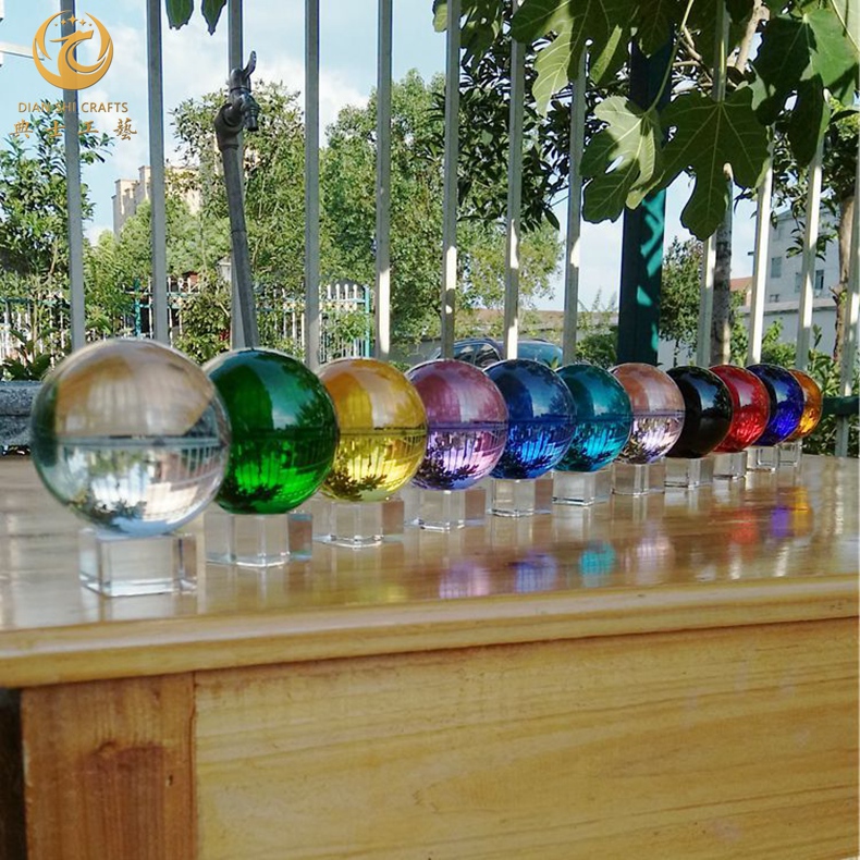 水晶玻璃球批发，水晶材质装饰球，北京水晶工艺品摆件