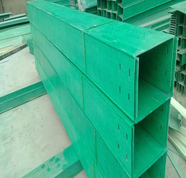 辉县玻璃钢电缆槽盒定制 玻璃钢污水厂电缆槽盒 实力厂家