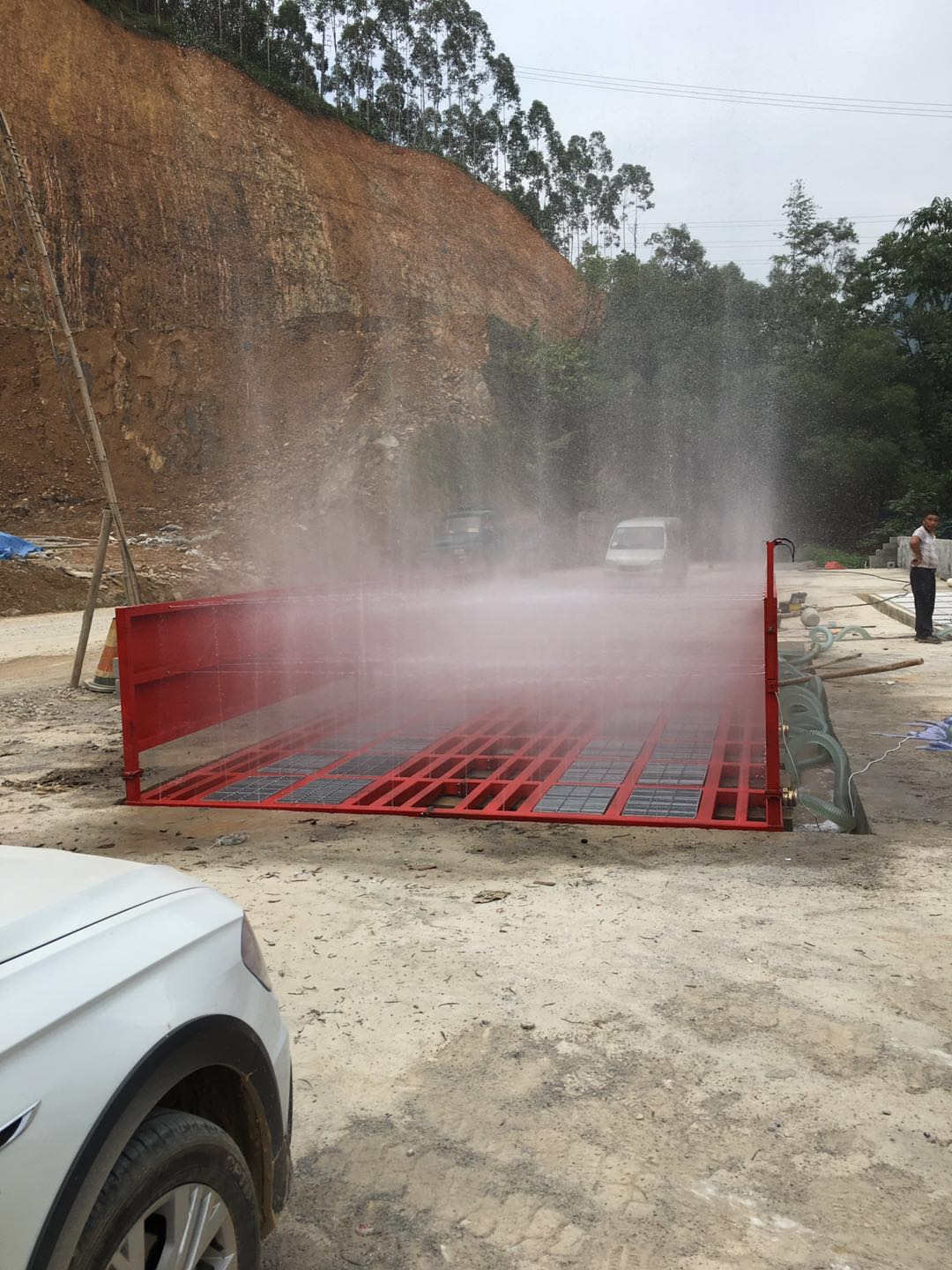 阳江矿场喷雾系统现场安装示意图