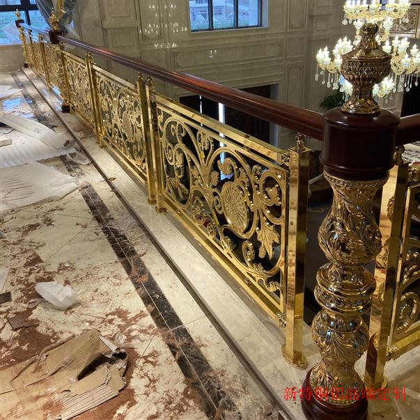 青島歐式銅樓梯護欄特點 銅扶梯 裝修風格
