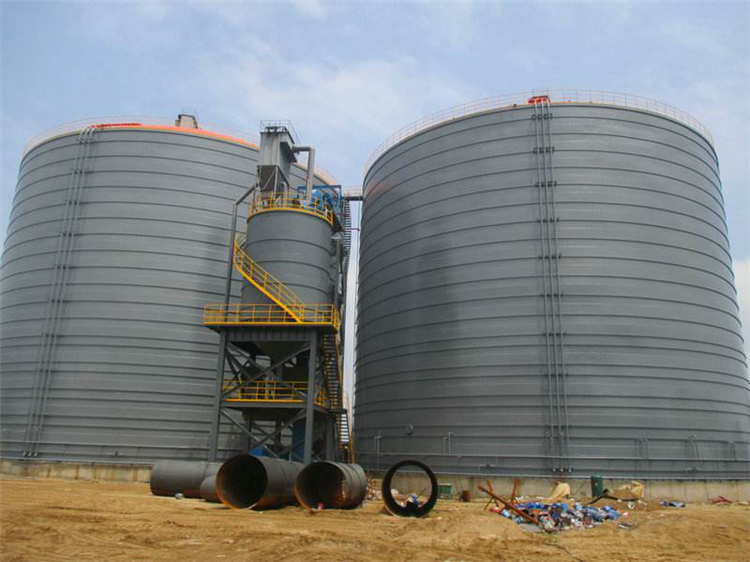 铜川市一万吨粉煤灰仓建造安装过程及方法