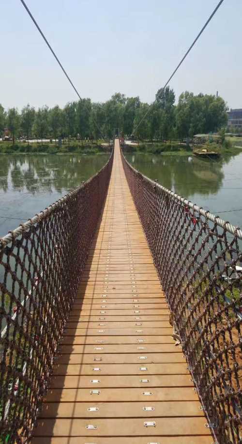 云南木质吊桥设备
