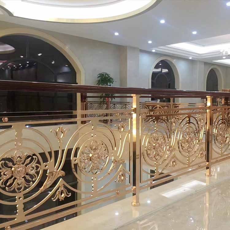 北京弧形铜艺楼梯护栏厂家