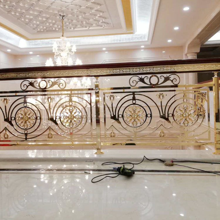 郑州玫瑰金铜楼梯价格 值得欣赏的铜板雕花护栏