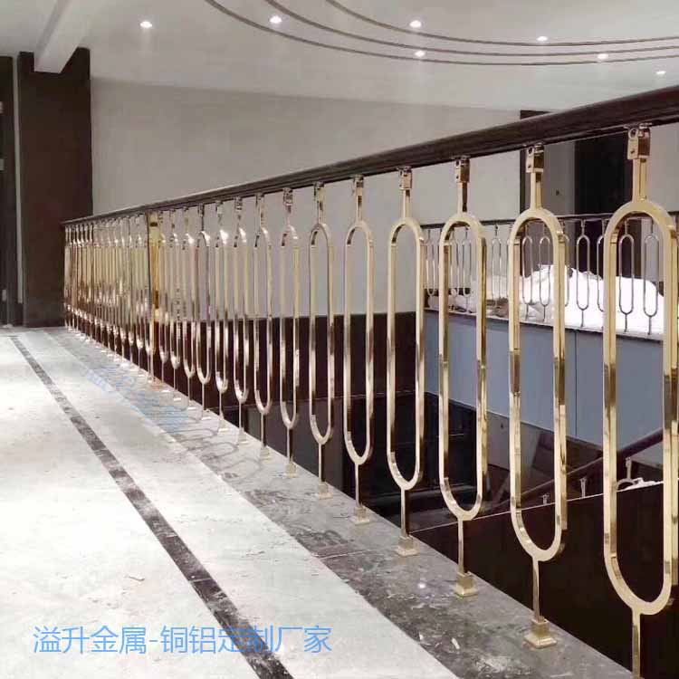 北京定做别墅楼梯扶手 铜楼梯围栏