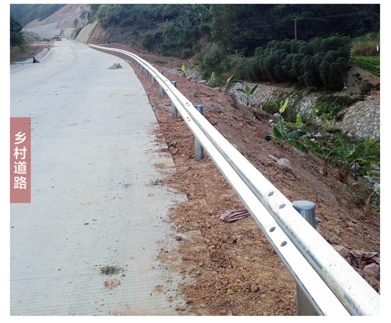 公路防撞栏 生产厂家 公路波形护栏板安装施工公司