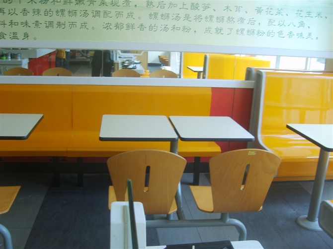连体餐桌，组合式餐桌，广西南宁快餐桌椅批发