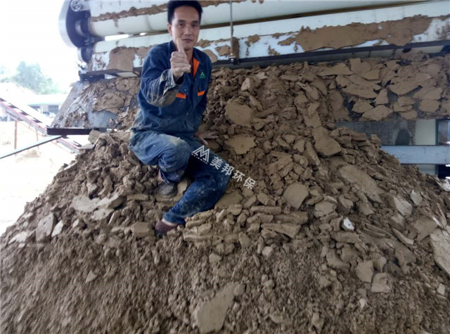 鹅卵石制砂污泥压榨机