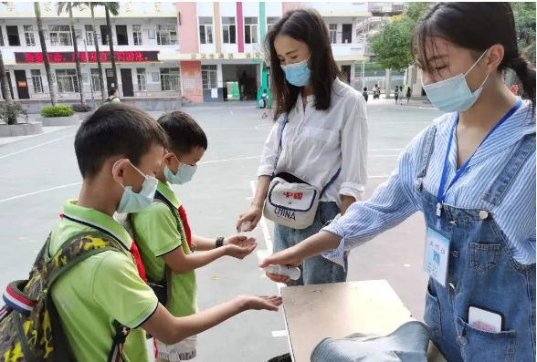 2020上海校园防疫物资展-给学生一个‘干净’的学校环境