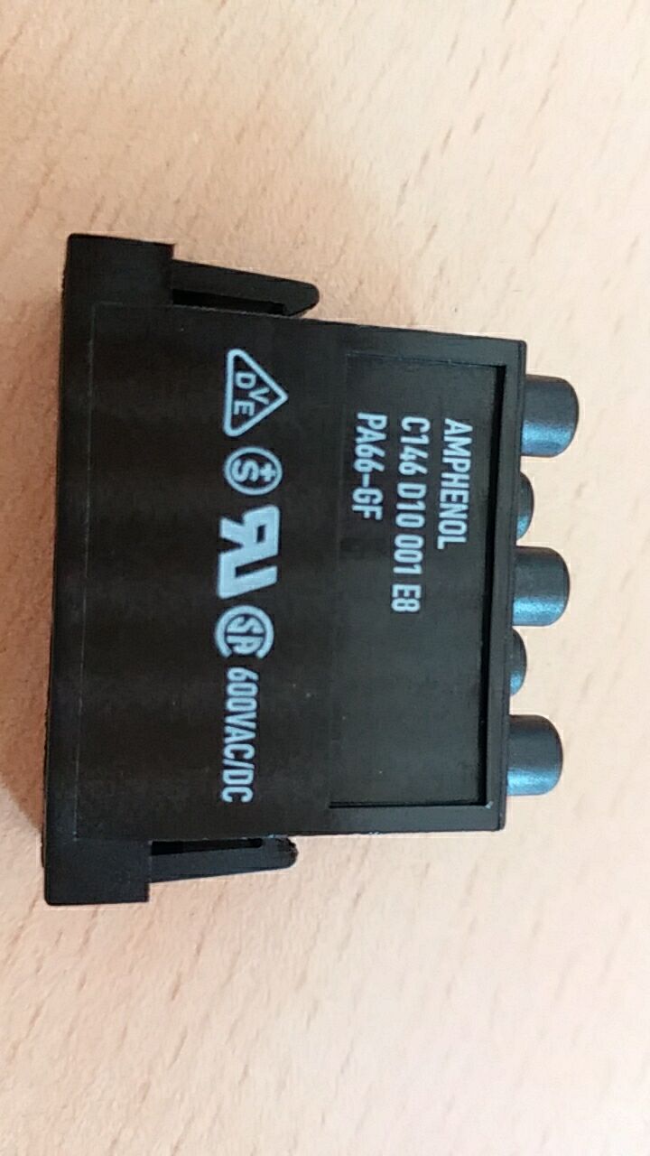 C146 D10 001 E8原装Amphenol重载连接器模块