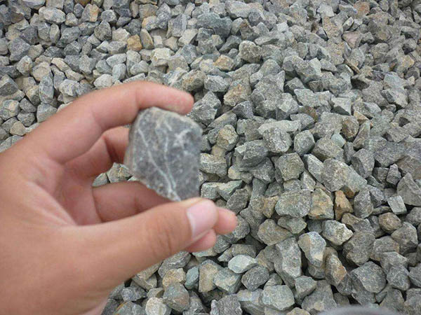 天津石料厂供应销售石硝，24分石子，46分石子，58分石子，矿山石料厂批发零售