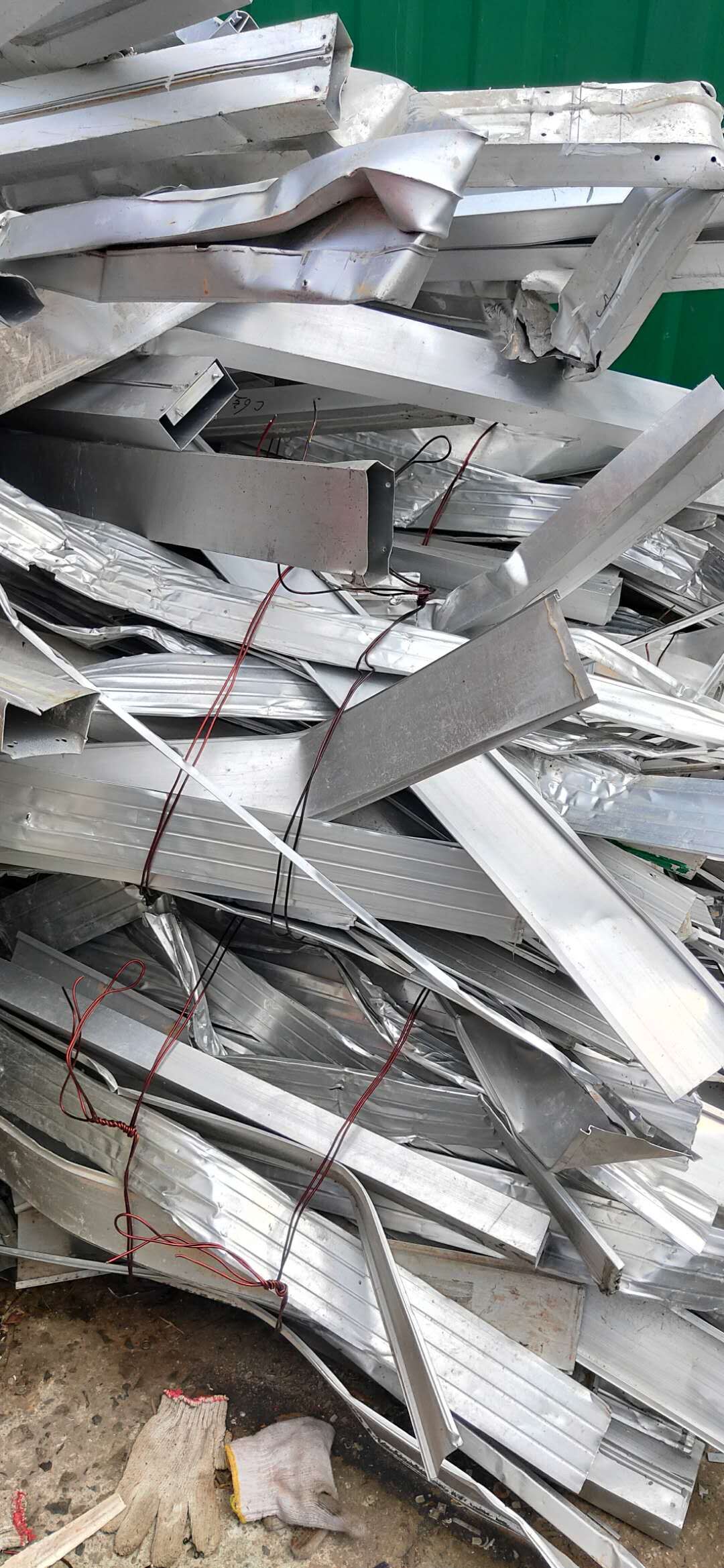 惠阳区铝废品回收挑拣公司高价回收各种废铝边角料
