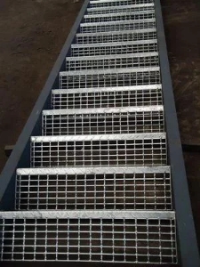 巢湖钢梯踏步板价格