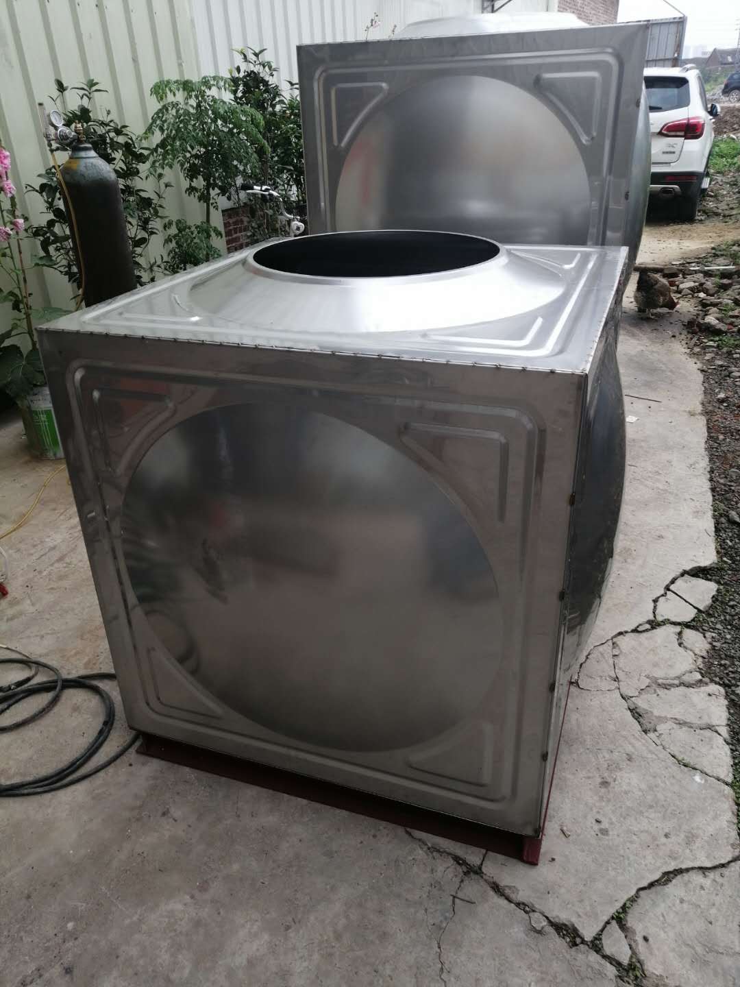 广州膨胀水箱价格 不锈钢保温膨胀水箱 提供定制