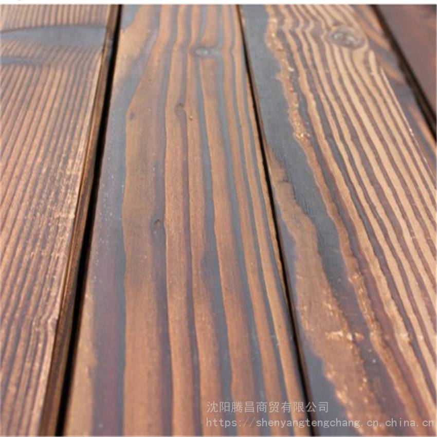 东北葫芦岛碳化防腐木地板栈道 户外樟子松碳化木板
