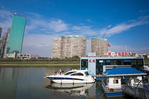 长沙湘江旅游观光游船在哪里坐船？票价怎么样？