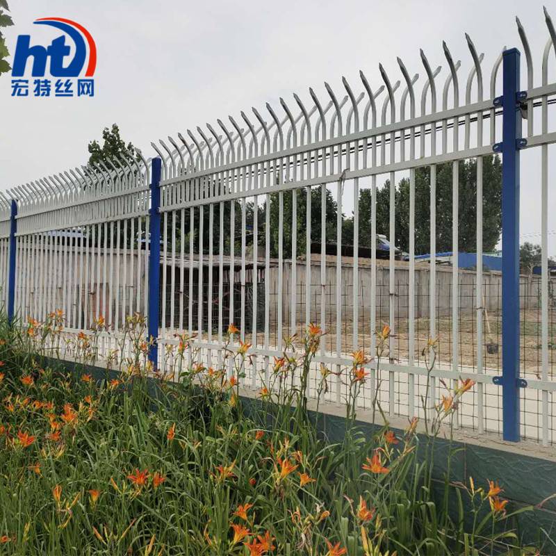 围墙护栏A潍坊围墙护栏生产厂家A宏特工厂围墙护栏A铁艺围墙护栏
