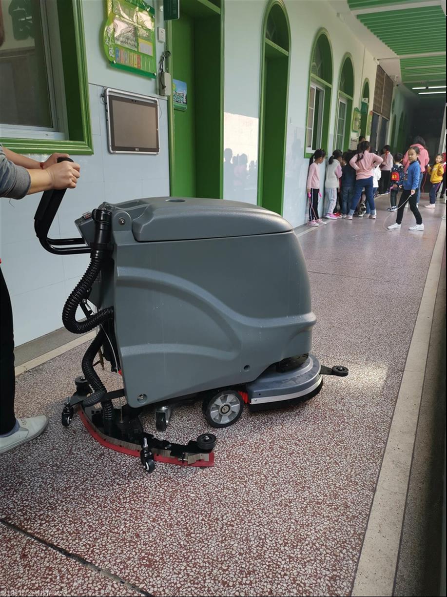 北京手推式洗地机
