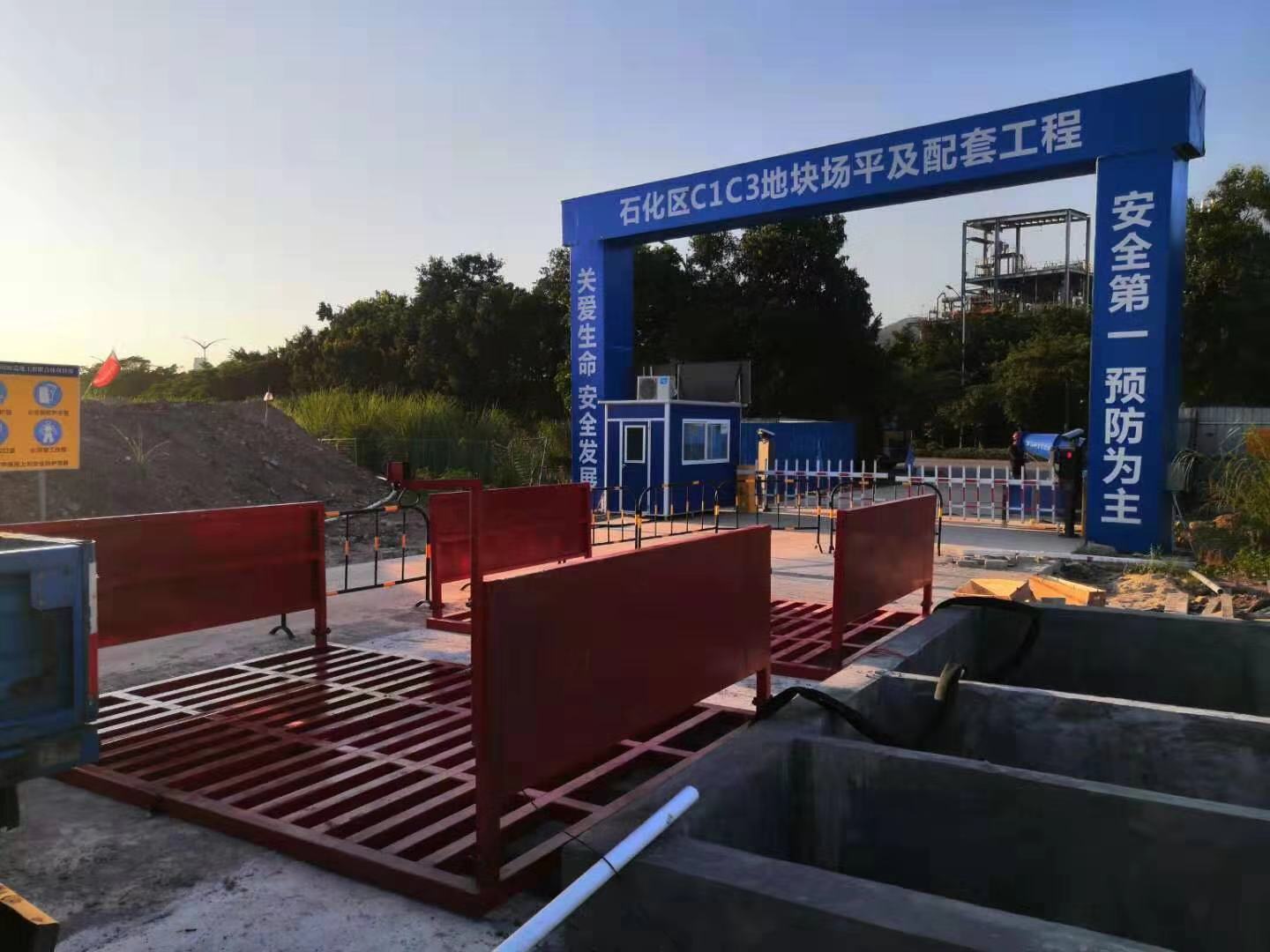 阳江工地洗车机，工程洗轮机，深圳环科环保设备有限公司