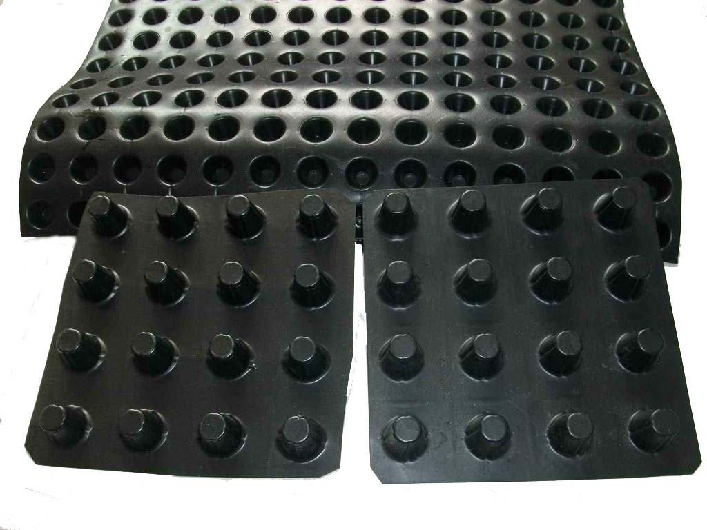 塑料排水板hdpe地下车库**板排水板卷材疏水板凹凸型排水板