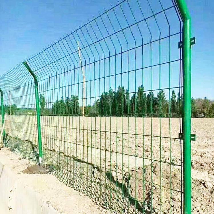 护栏网厂家 销售双边丝围栏网 飞机场护栏 防护网