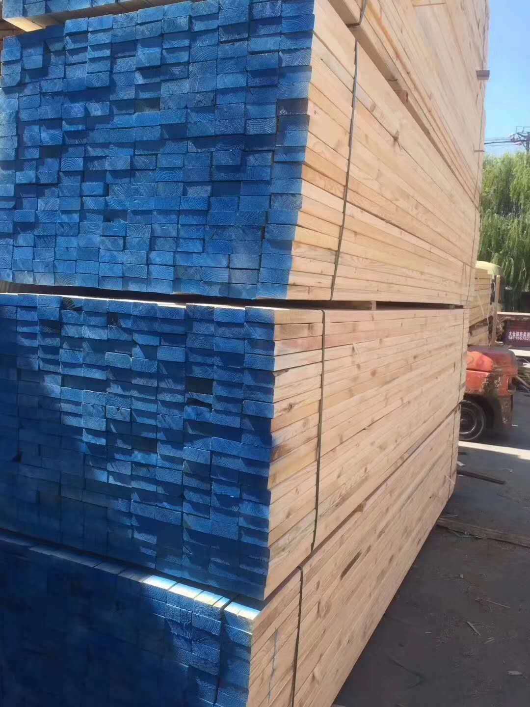 工地木方加工厂 建筑木方市场 建筑木方4×8价格