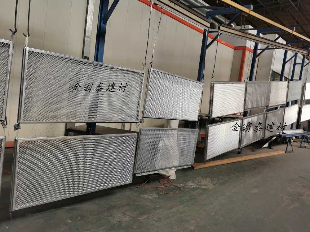 防风铝网板规格 按图纸 金属网个天花板 厂家生产