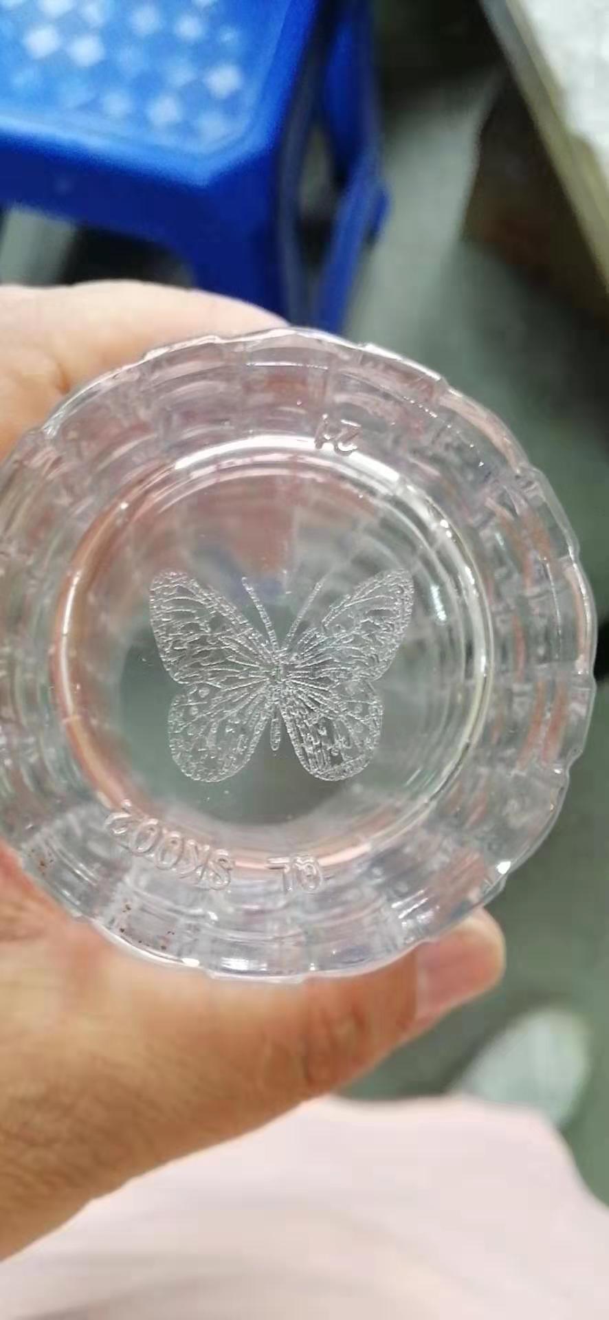 上海玻璃杯激光刻字打标加工，玻璃制品激光刻字打标