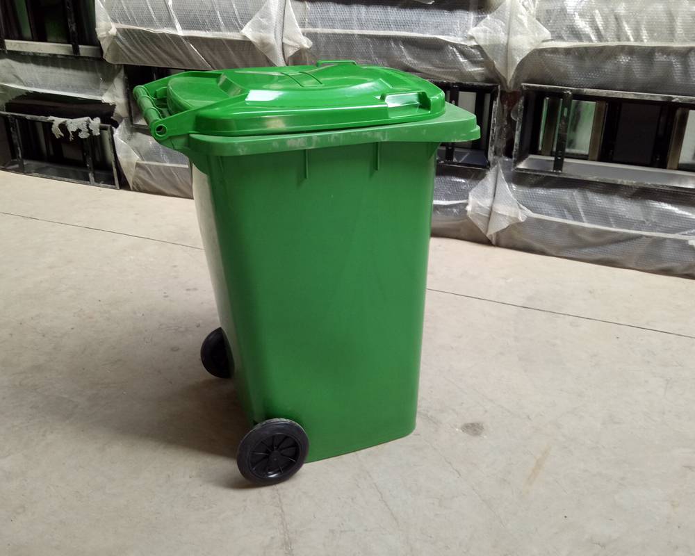 供应牛背山风景区垃圾箱 50L塑料垃圾箱 带盖果皮箱 户外垃圾箱生产销售