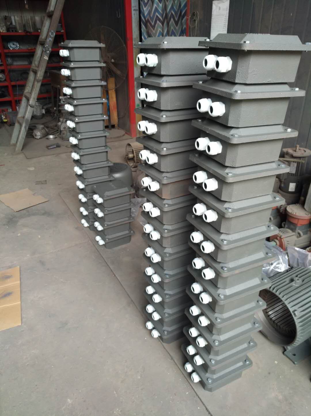 衡水永动生产 电机铸铁接线盒 Y2-280-250