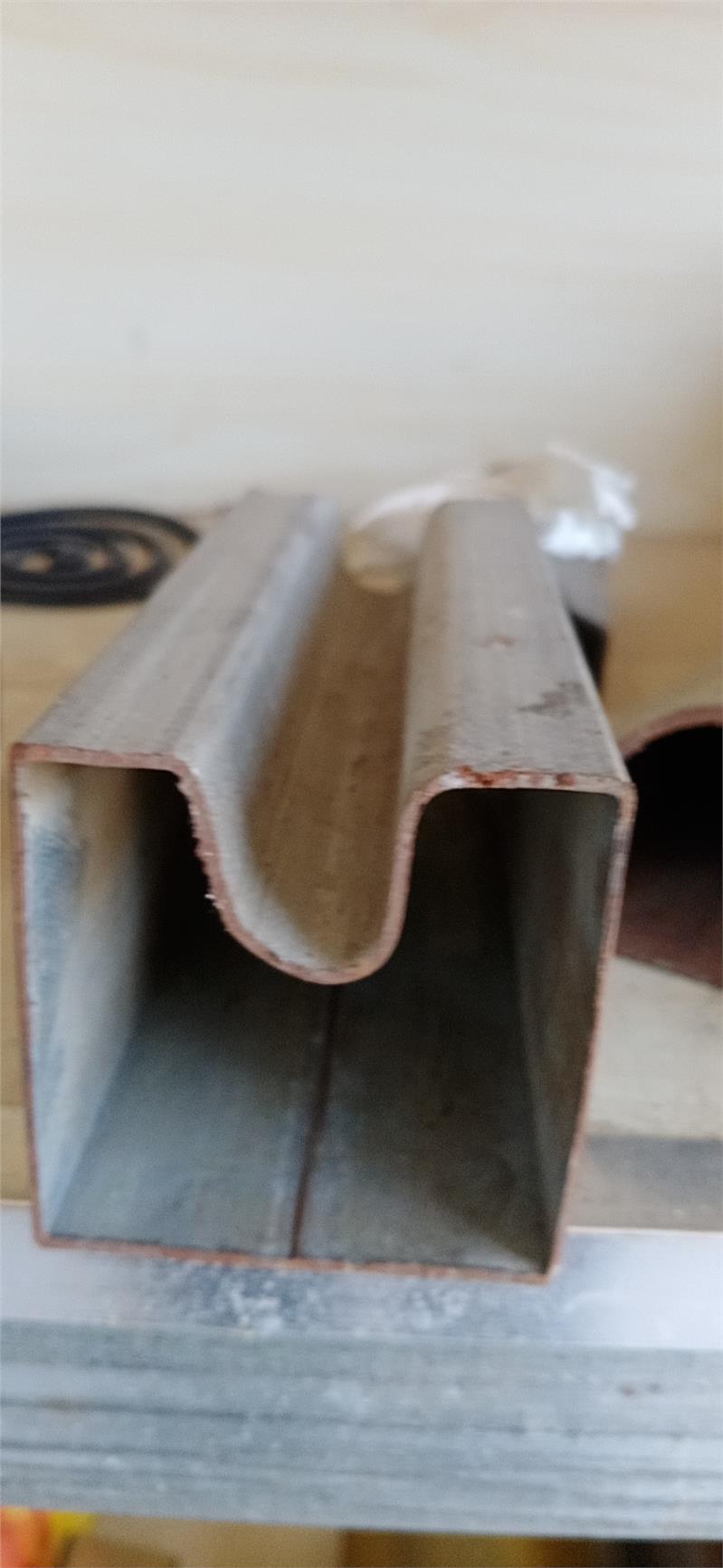 40*90偏凹槽管产品现货