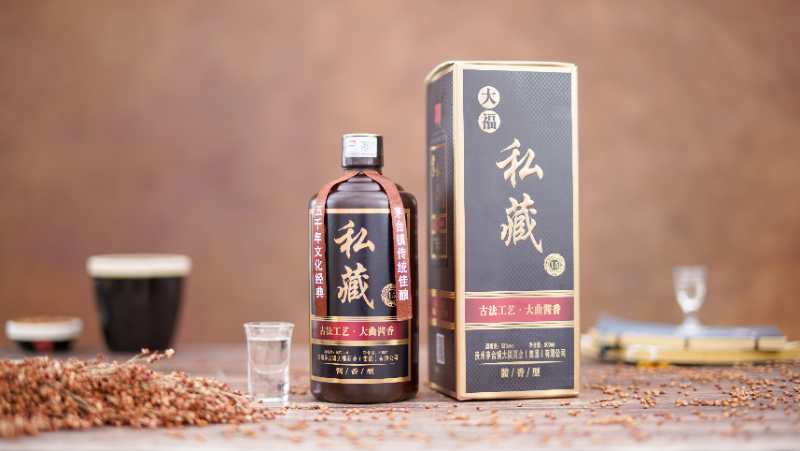 茅台镇大福酒厂 大福私藏53voI优级酱香白酒500ml*6瓶