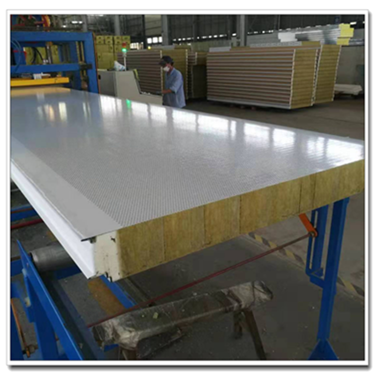 600*50 广州硬质聚氨酯PU侧封边玻璃棉复合板 来料加工