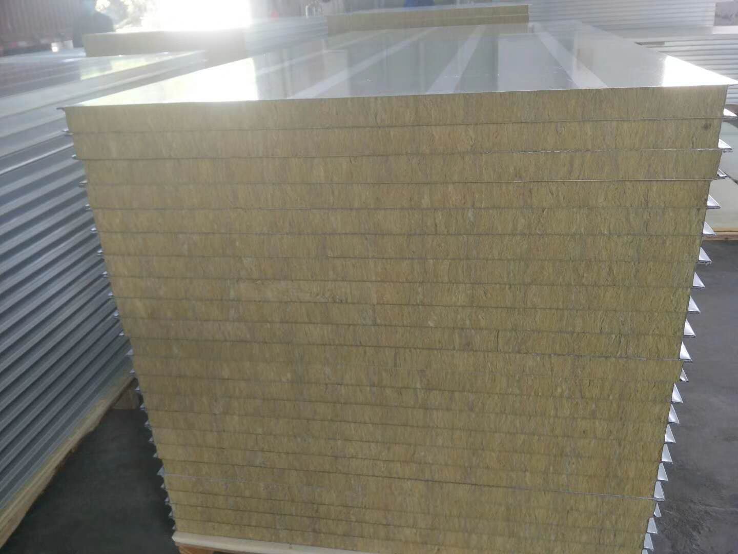 防爆板 常熟氟碳20岩棉玻镁 机制板