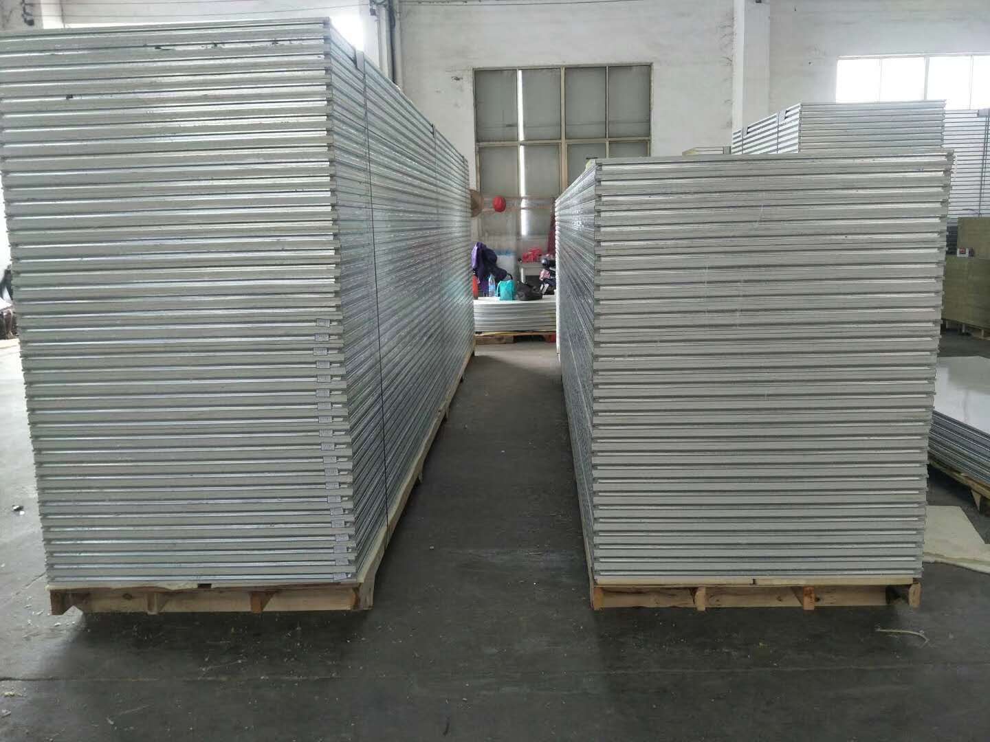 扬州50硅盐彩钢夹芯板，江苏净化80彩钢硅酸铝复合板，手工板