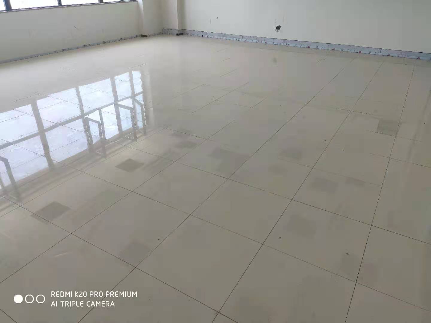 榆林防静电地板回收 陶瓷防静电地板实验室**厂家地板