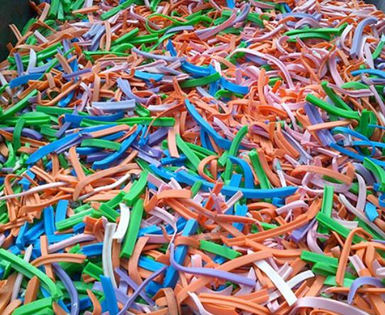 尼龍廢塑膠回收方法