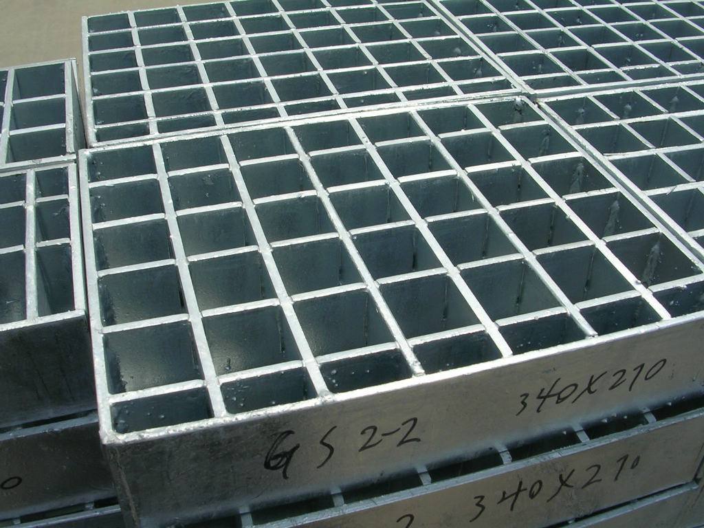 现货镀锌沟盖板公司 漏水板 质量保证 型号齐全