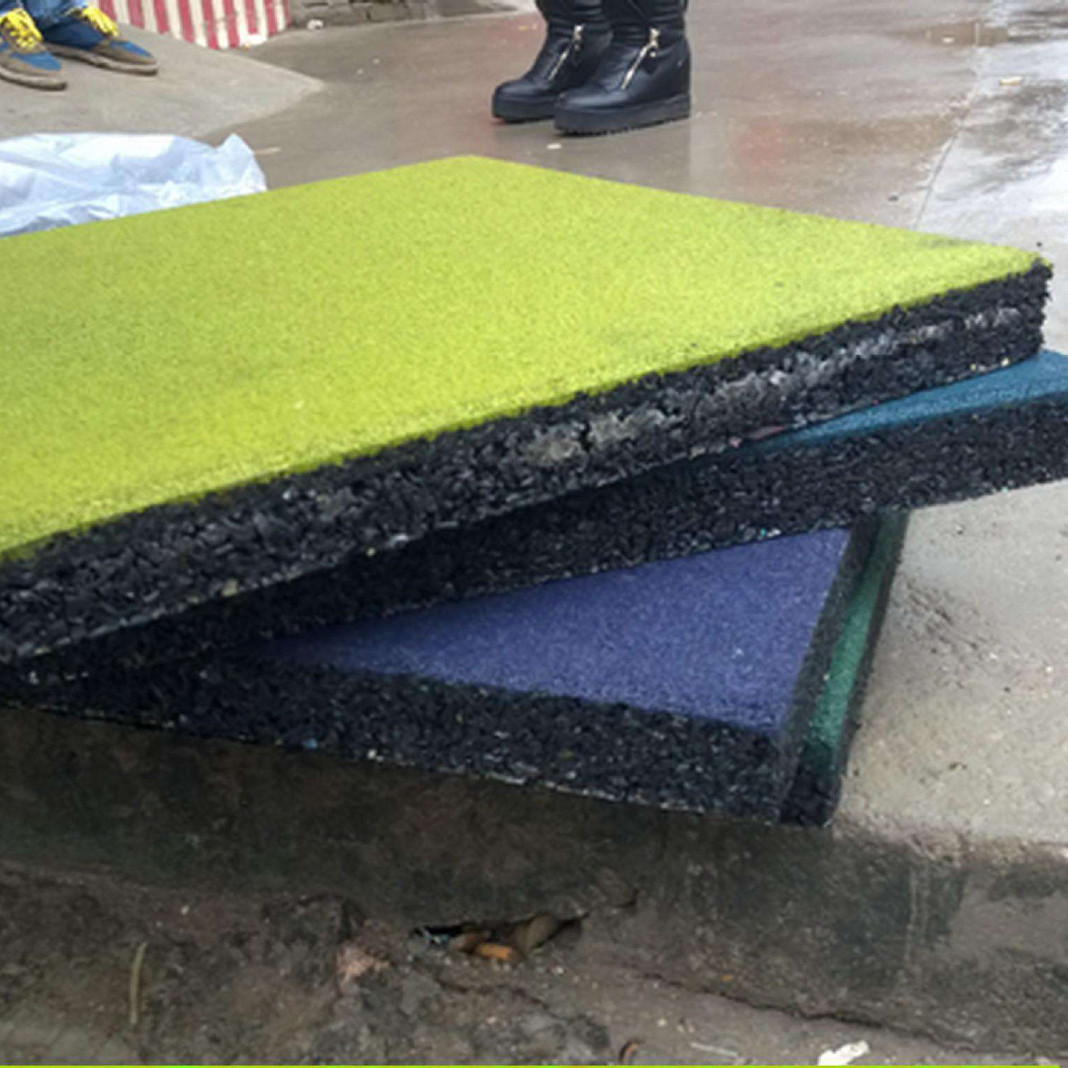 深圳幼儿园户外安全地垫 室外滑梯安全地胶 阳台安全地垫