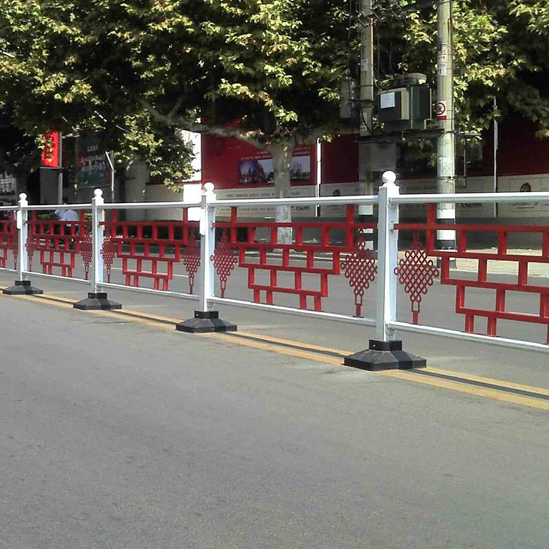 **护栏现货交通安全道路防护栏定制城市人行道蓝白隔离道路护栏