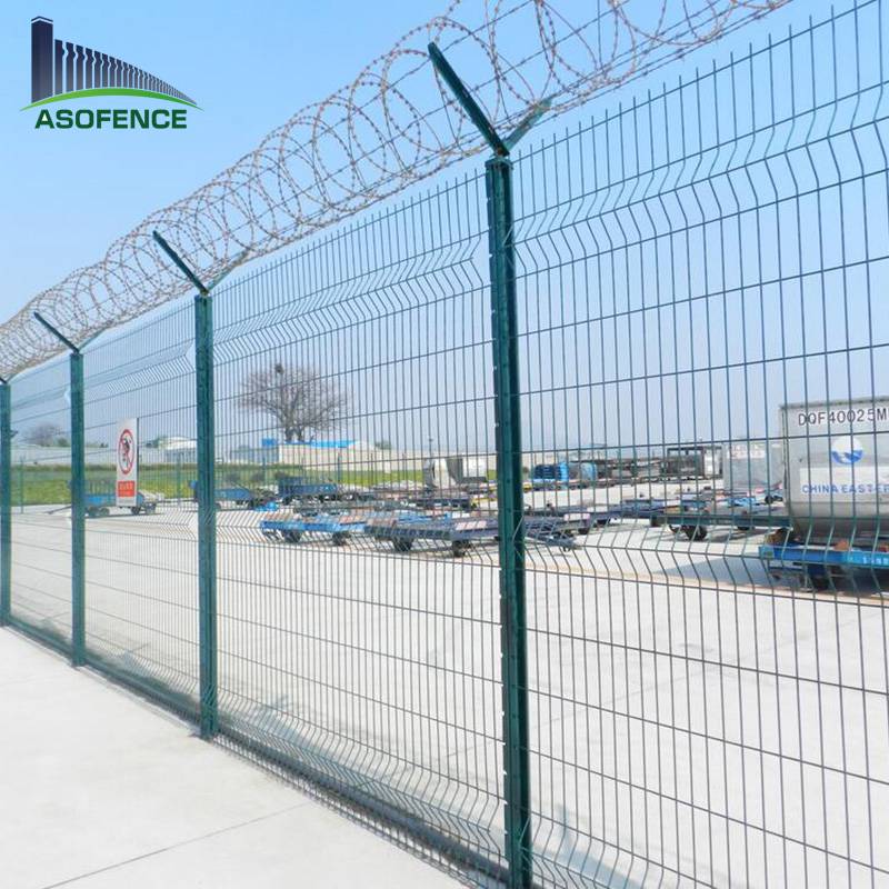 生产厂家飞机场**y型浸塑安全围界防护围栏网隔离栅